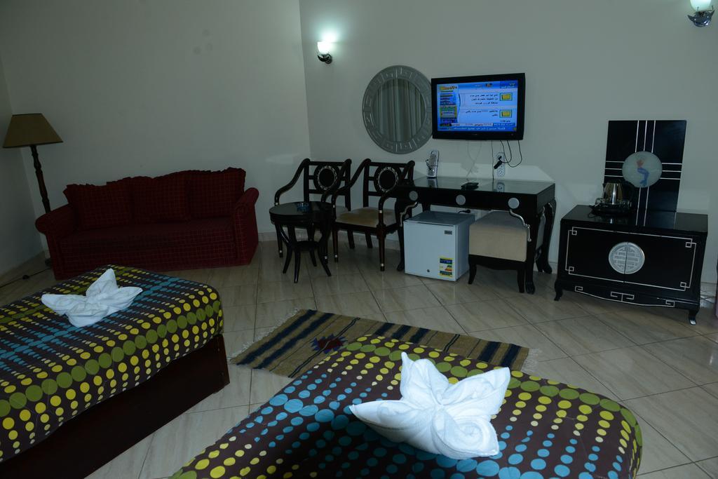 La Sirena Hotel & Resort - Families Only Ain Sukhna Exterior photo