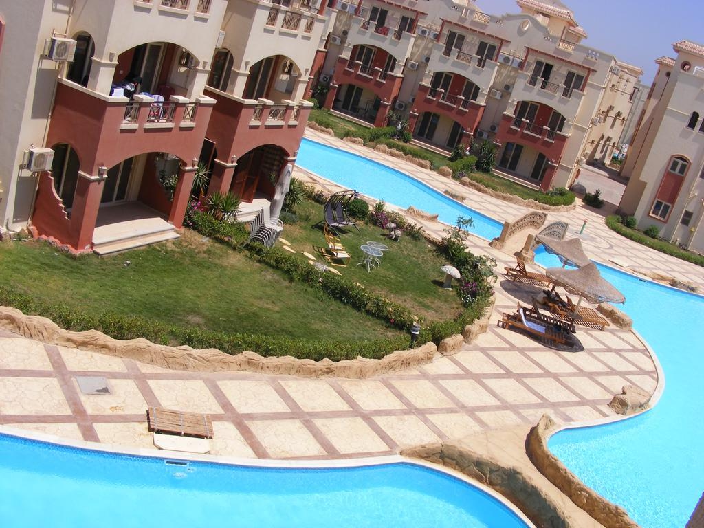 La Sirena Hotel & Resort - Families Only Ain Sukhna Exterior photo