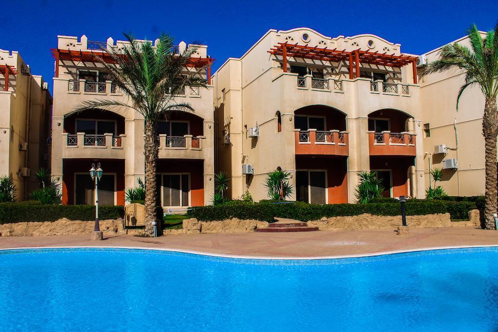 La Sirena Hotel & Resort - Families Only Ain Sukhna Exterior photo
