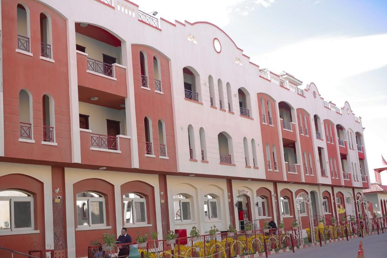 La Sirena Hotel & Resort - Families Only Ain Sukhna Exterior photo