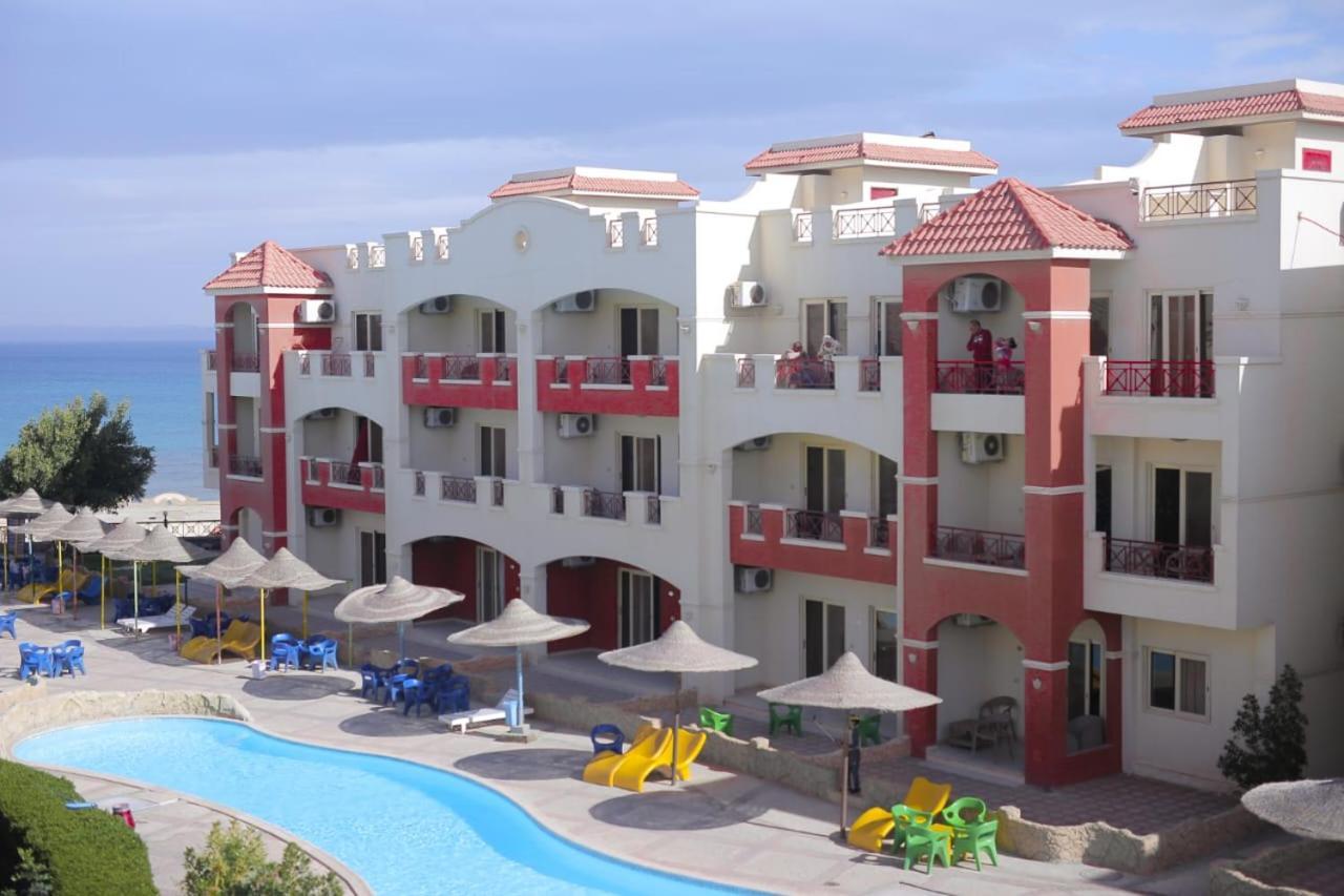 La Sirena Hotel & Resort - Families Only Ain Sukhna Exterior photo