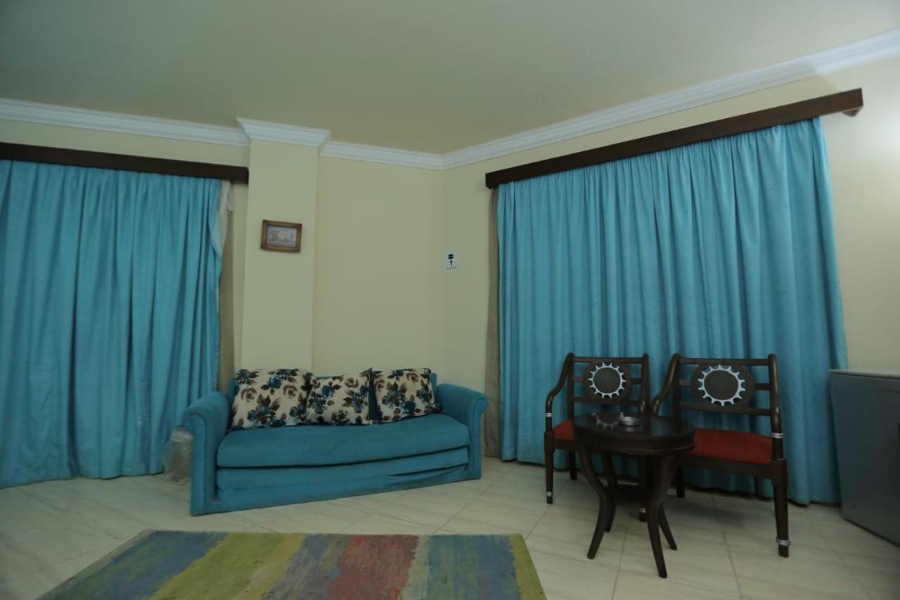 La Sirena Hotel & Resort - Families Only Ain Sukhna Exterior photo
